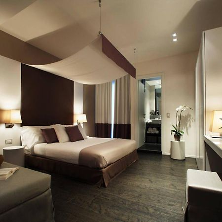 Hotel Ines Каттолика Экстерьер фото