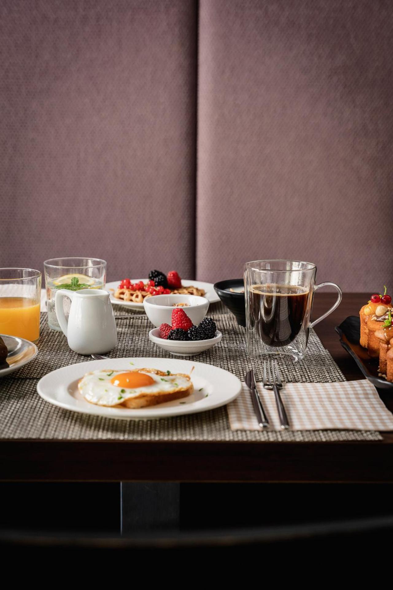 Hotel Ines Каттолика Экстерьер фото