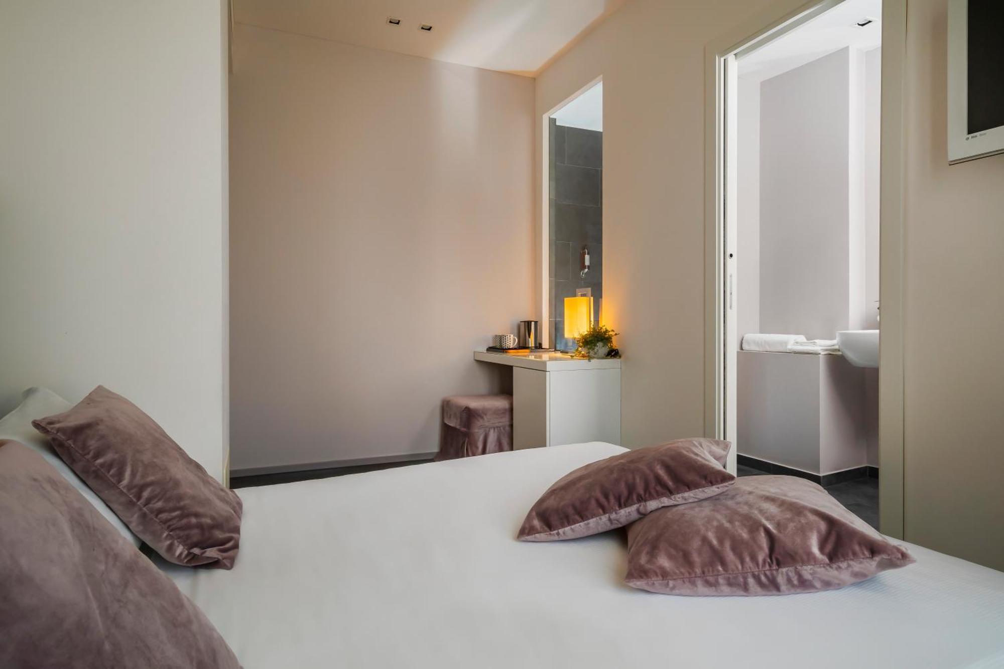 Hotel Ines Каттолика Экстерьер фото