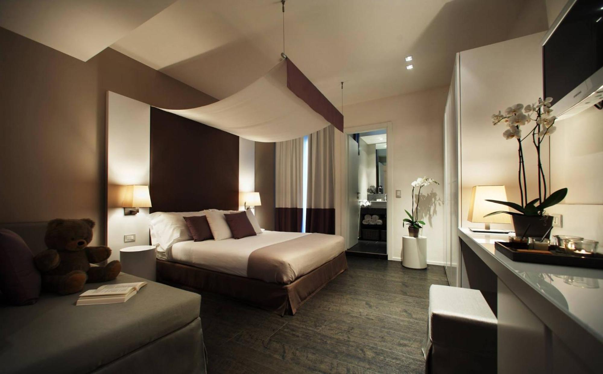 Hotel Ines Каттолика Экстерьер фото