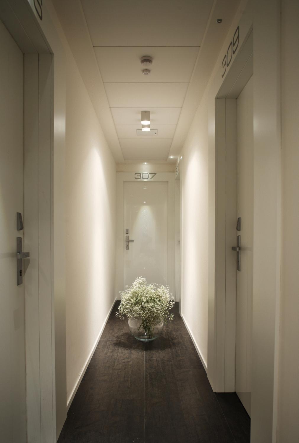 Hotel Ines Каттолика Экстерьер фото